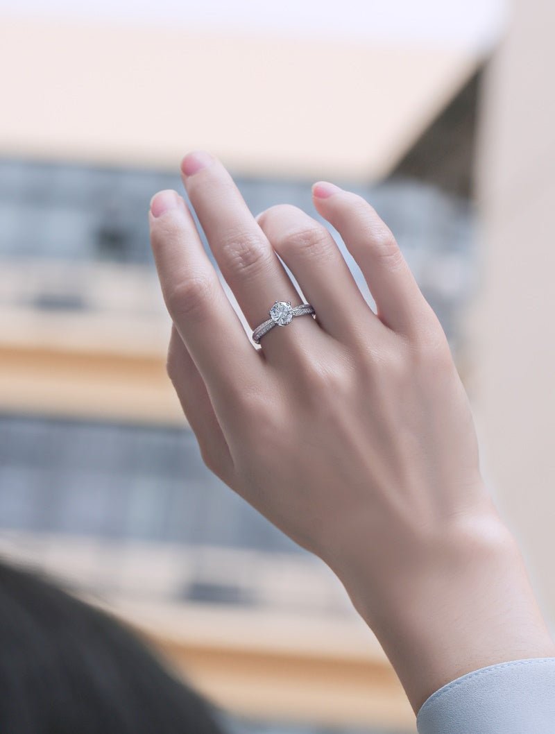 1ct moissanite wedding ring side profile - showing band and stone setting, 925 sterling silver