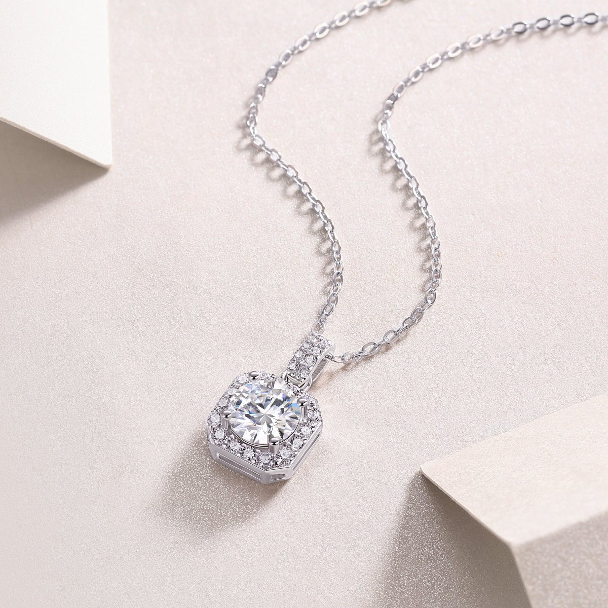 1Dawn Light - A Fashionable And Luxurious Diamond Jewelry Pendant Set With 1-carat Moissanite S925 Sterling Silver And Platinum Plating Prohibit Tk Sales - Diamond-Lab