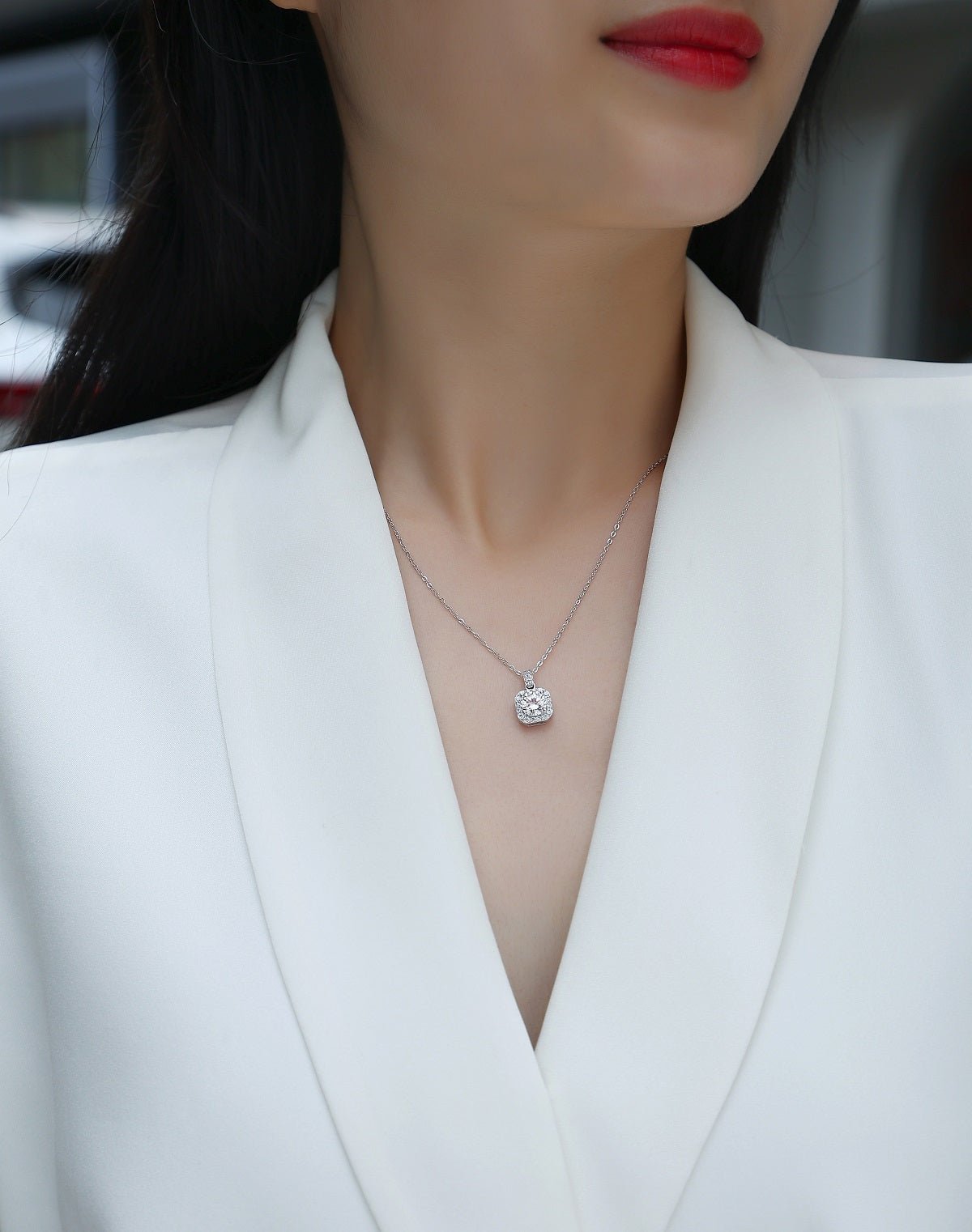 1Dawn Light - A Fashionable And Luxurious Diamond Jewelry Pendant Set With 1-carat Moissanite S925 Sterling Silver And Platinum Plating Prohibit Tk Sales - Diamond-Lab