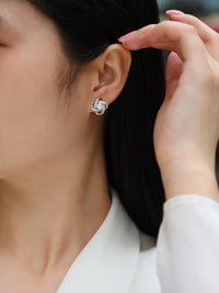 1Hope Beam Half-Carat Moissanite Stud Earrings - S925 Sterling Silver, Platinum-Plated. - Diamond-Lab
