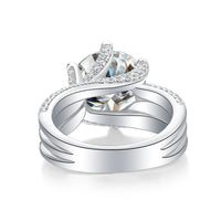 5ct moissanite ring detail shot - stone setting and band edge, 925 sterling silver