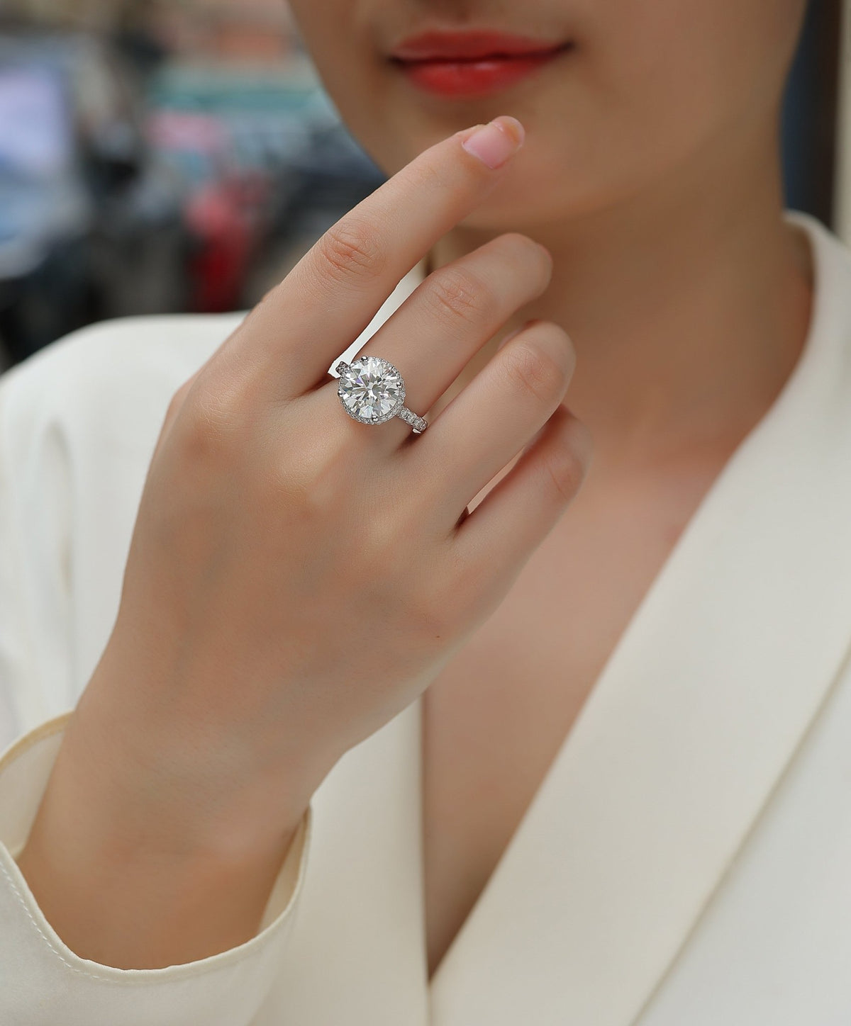 5ct moissanite halo ring side profile - showing band and halo setting, platinum-plated 925 silver