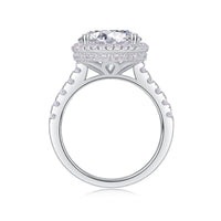 Close-up of 5ct moissanite center stone in halo setting - brilliant cut sparkle, platinum-plated 925 silver