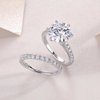 Close-up of moissanite stone in bridal band - brilliant cut sparkle, 925 sterling silver