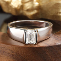 Diamond-Lab 0.8ct D VVS1 Emerald Cut Moissanite Engagement Ring for Women – GRA Certified 925 Sterling Silver Wedding Band with 18K White Gold Plating - Diamond-Lab