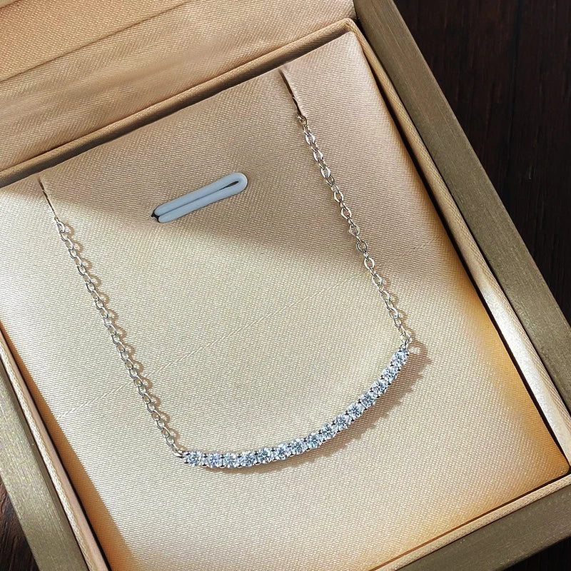 Stylish two-tone design with a radiant Moissanite center — where gold meets silver in perfect harmony. - Diamond-Lab