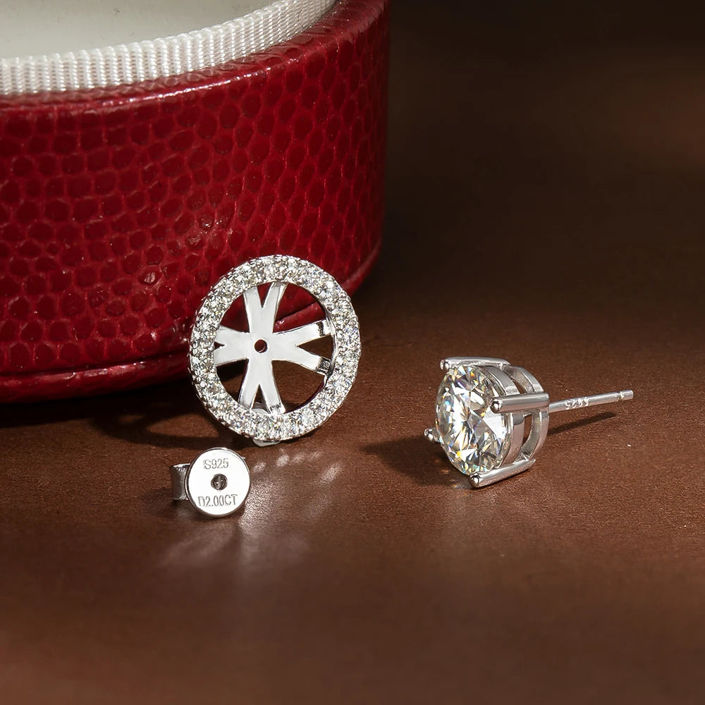 Dazzling center stones framed by a halo of sparkle. Ideal for adding a luxurious touch to any look. - Diamond-Lab