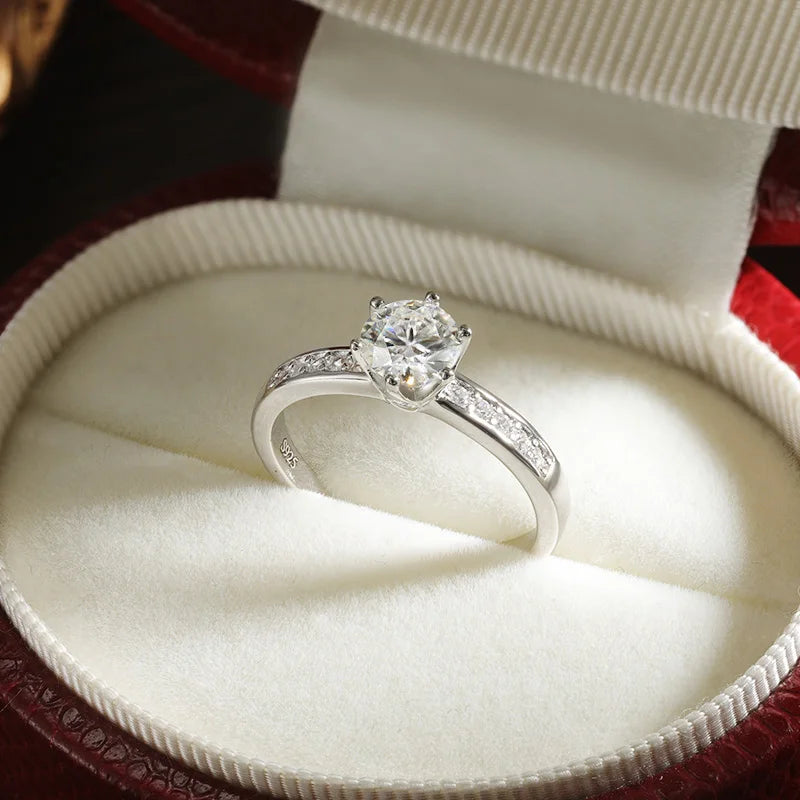 A stunning floral-inspired Moissanite ring with delicate side stones — romantic, radiant, and made to celebrate love. - Diamond-Lab
